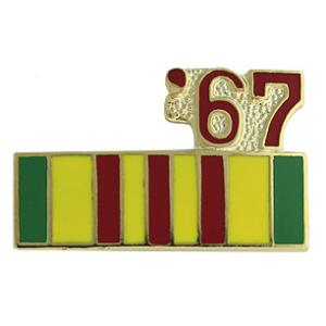 Vietnam Service Ribbon with 67 Pin