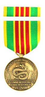 Vietnam Defense Commemorative Medal & Ribbon Cased