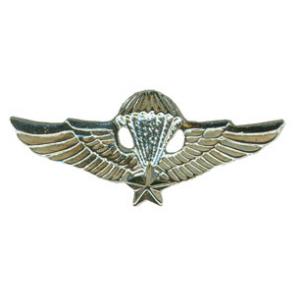 Vietnam Novice Parachutist Pin