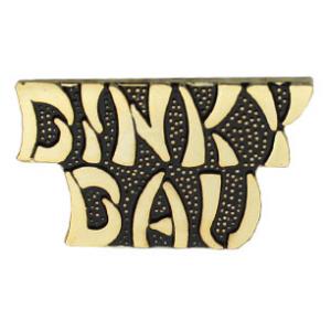 Dinky Dau Script Pin