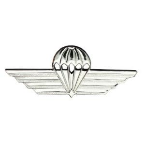 Kenya Parachutist Wings (Silver)