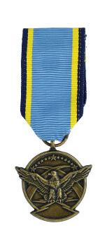 Aerial Achievement Medal (Miniature Size)