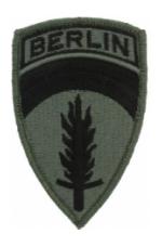 Berlin Command Patch Foliage Green (Velcro Backed)