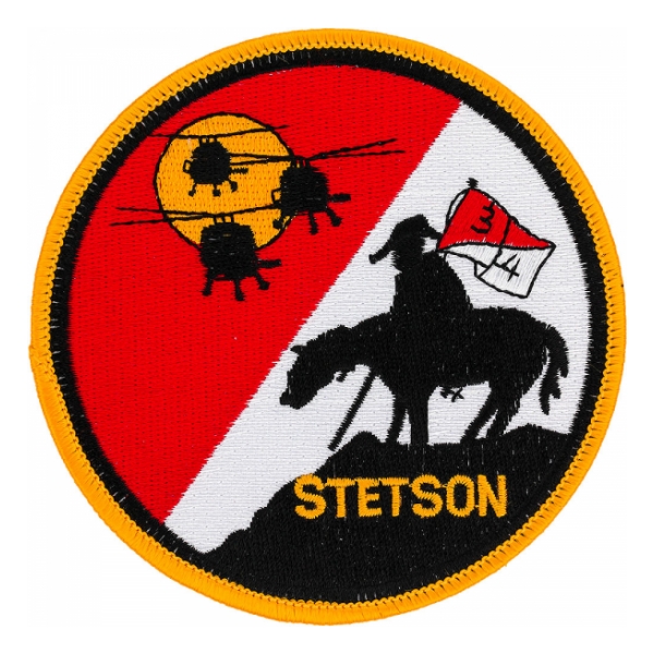 Stetson 4/3 Air Cavalry Regiment Patch (3 Helicopters / Horseman with Flag)