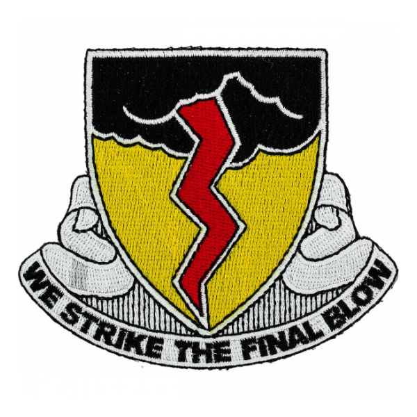 827th Tank Battalion Patch (We Strike The Final Blow) (WWII)